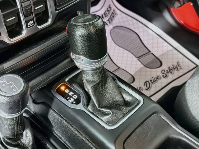 Used 2021 Jeep Wrangler Unlimited Sport AWD/4WD image 16