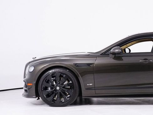 Used 2021 Bentley Flying Spur W12 AWD/4WD image 12