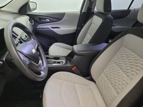 Used 2020 Chevrolet Equinox LS image 17