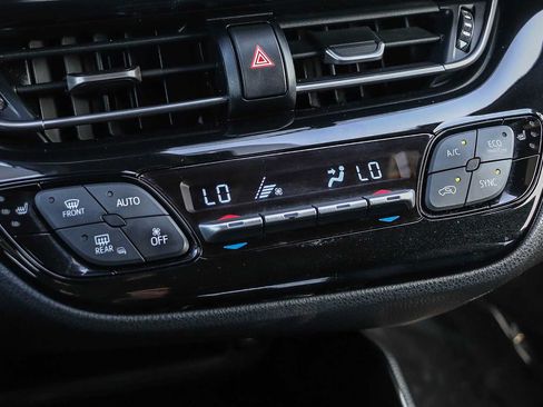 Used 2019 Toyota C-HR Limited FWD image 23