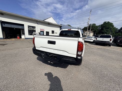 Used 2019 Toyota Tacoma SR RWD image 24
