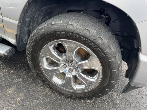 Used 2019 RAM 1500 Big Horn image 2