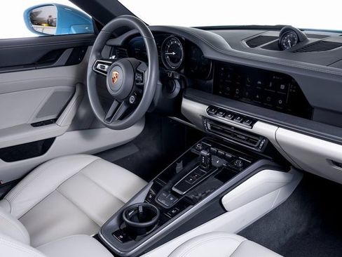 Used 2024 Porsche 911 Carrera 4S image 48