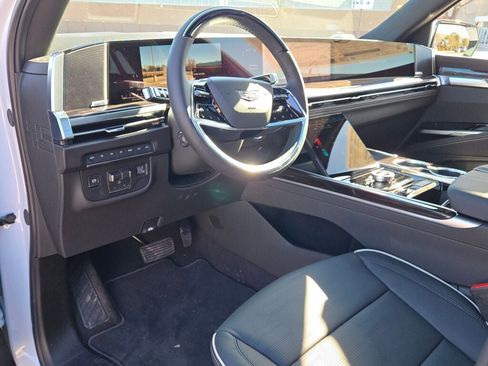 New 2026 Cadillac Escalade Luxury w/ Touring Package image 28