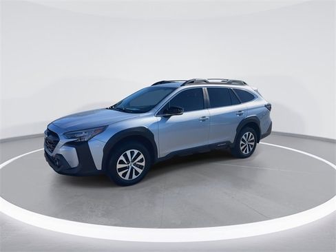 Certified 2025 Subaru Outback Premium w/ Popular Package #1A image 4