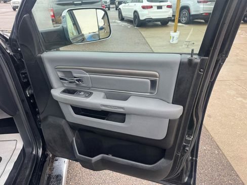 Used 2017 RAM 1500 Big Horn AWD/4WD image 15