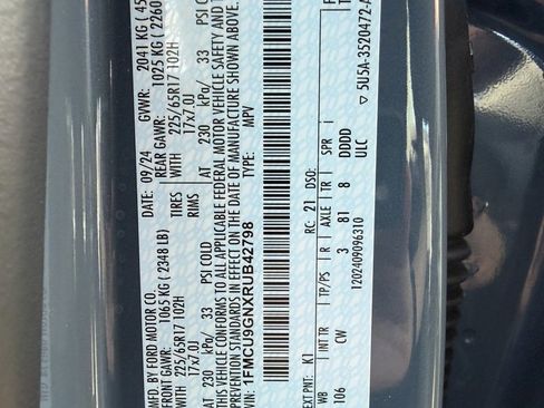 Used 2024 Ford Escape Active image 30