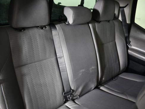 Used 2017 Toyota Tacoma SR image 26