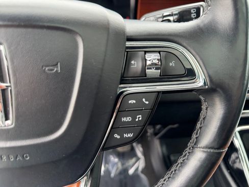 Used 2019 Lincoln Navigator Reserve w/ Cargo Package AWD/4WD image 23