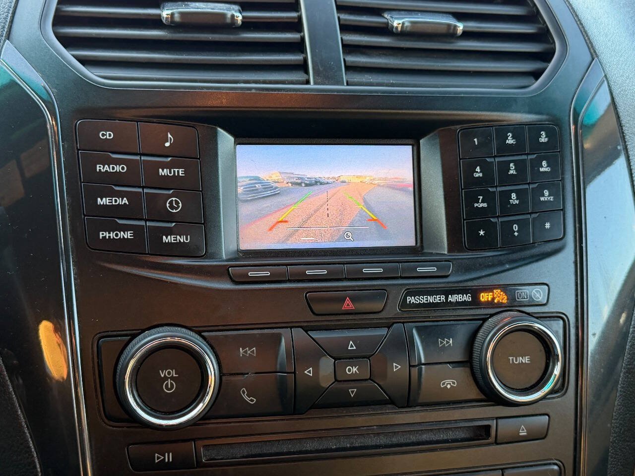 Used 2017 Ford Explorer 4WD image 25
