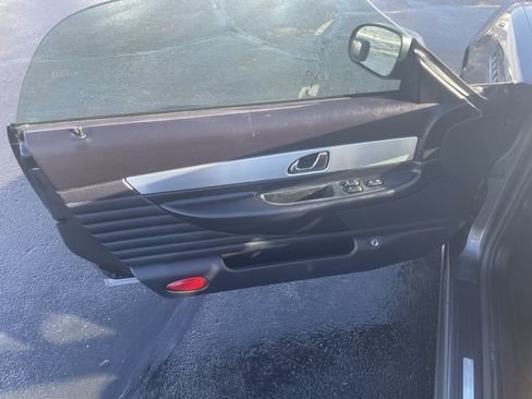 Used 2003 Ford Thunderbird image 11