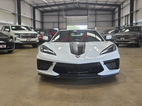 Used 2023 Chevrolet Corvette Stingray Preferred Cpe w/ Z51 Performance Package RWD image 3