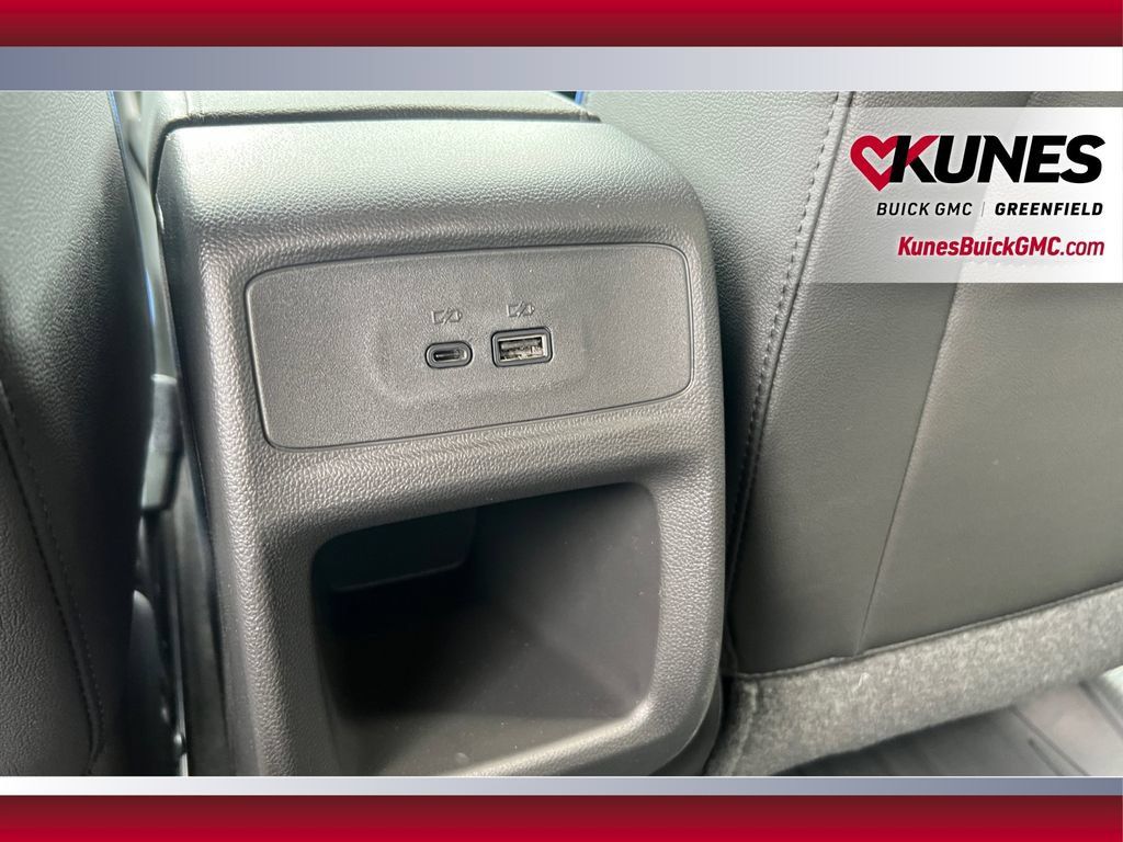 New 2026 Buick Envista Sport Touring w/ Convenience I Package FWD image 35