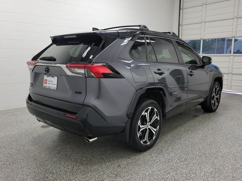 Used 2023 Toyota RAV4 XSE w/ Weather Package AWD/4WD image 4