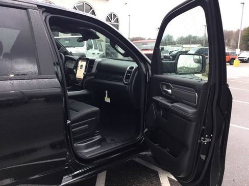 New 2026 RAM 1500 Big Horn AWD/4WD image 21