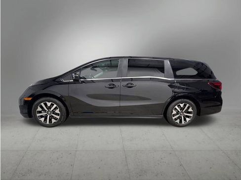 New 2026 Honda Odyssey EX-L image 2