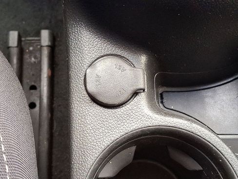 Used 2014 Chevrolet Cruze LT image 35