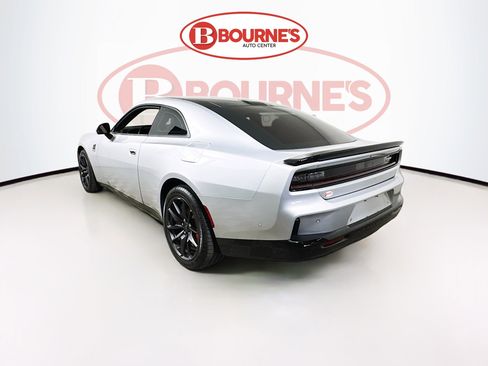 Used 2024 Dodge Charger Daytona Scat Pack w/ Plus Group image 9