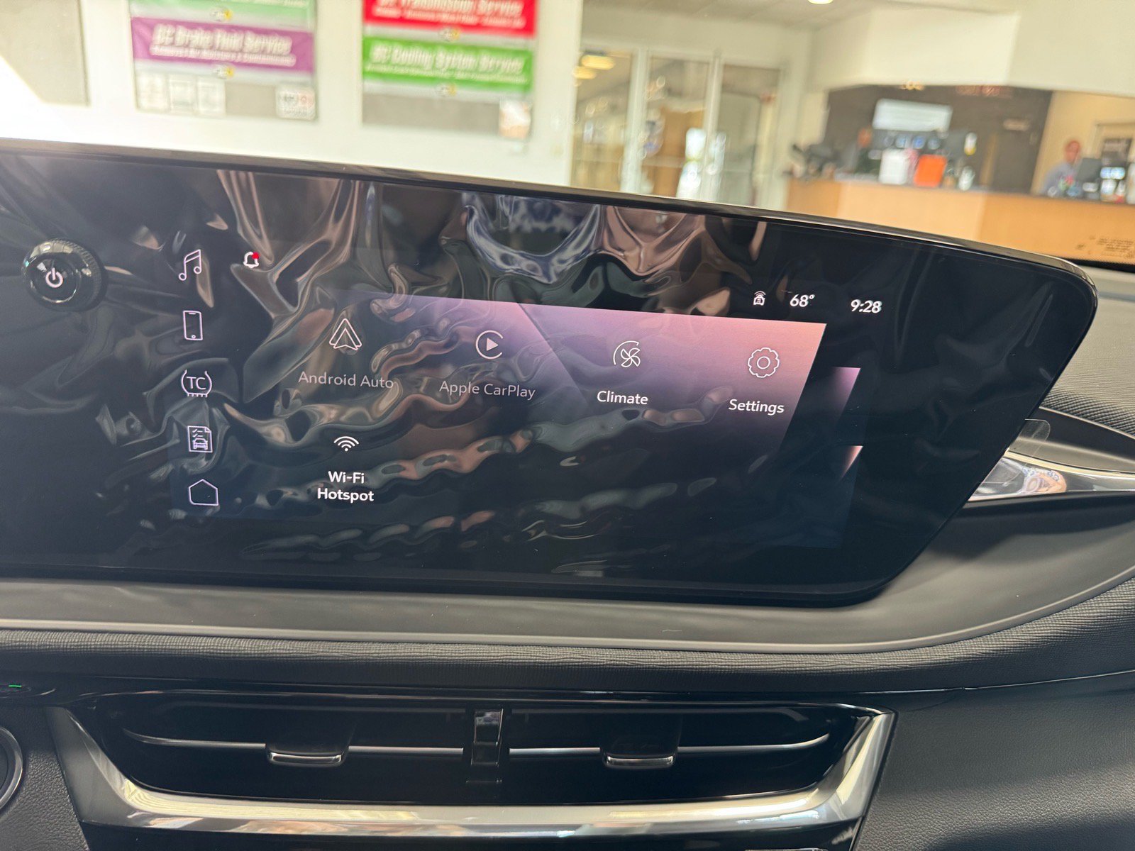 New 2026 Buick Envista Sport Touring w/ Convenience I Package FWD image 21