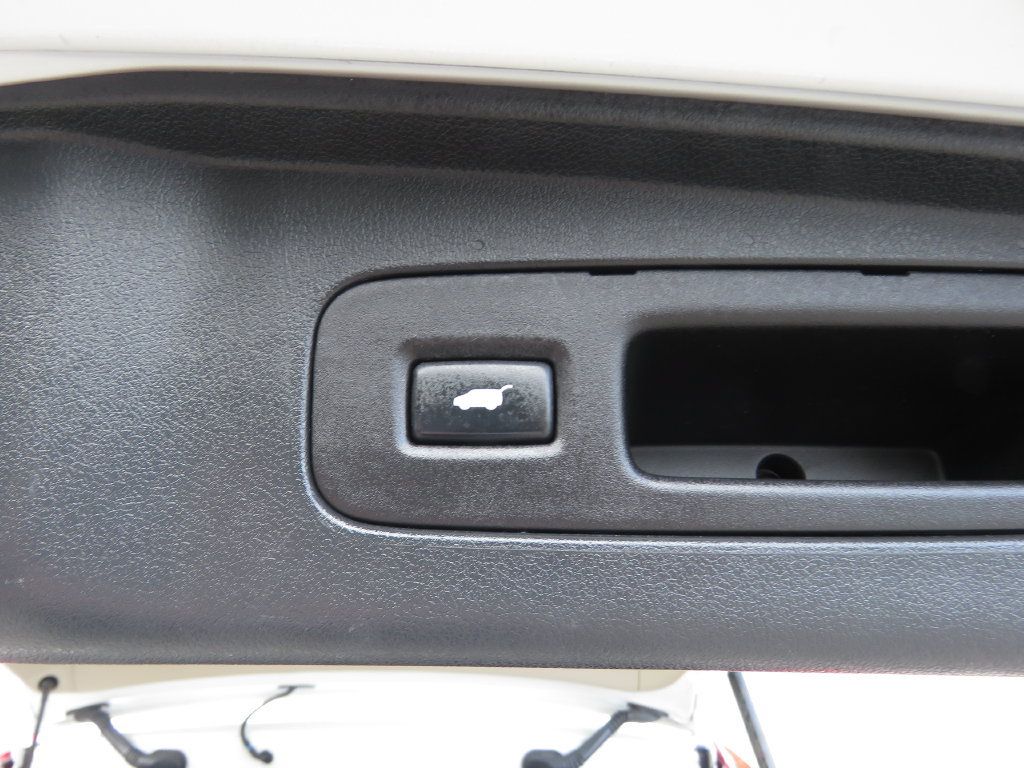 Used 2015 Honda CR-V Touring image 18