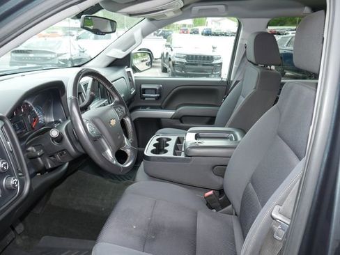 Used 2018 Chevrolet Silverado 1500 LT w/ All Star Edition AWD/4WD image 2