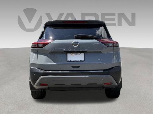 Certified 2021 Nissan Rogue SL w/ Premium Package FWD image 8