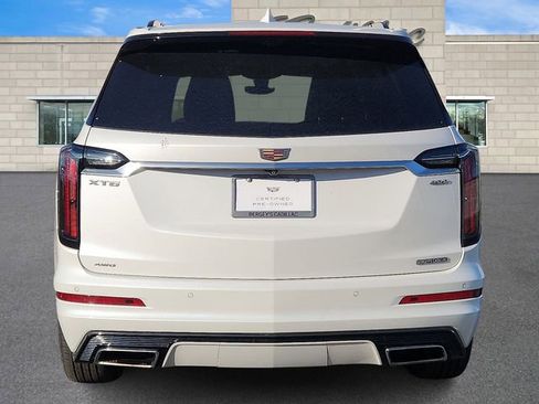 Used 2022 Cadillac XT6 Sport w/ Technology Package image 4