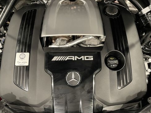 Used 2025 Mercedes-Benz G 63 AMG 4MATIC image 26