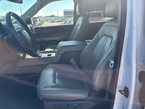 Used 2020 Ford Expedition Max Limited RWD image 9