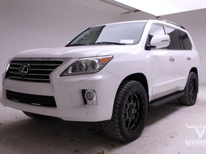 Used 2013 Lexus LX 570 4WD w/ Preferred Accessory Pkg