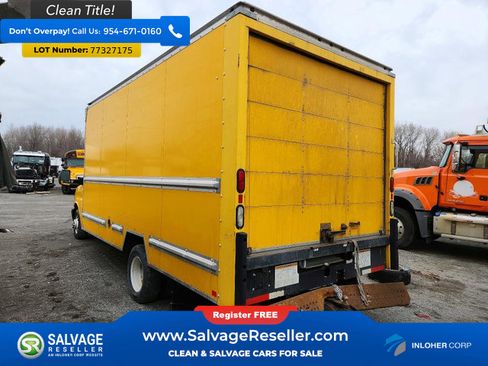 Used 2014 GMC Savana 3500 Extended image 3