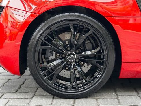 Used 2014 Audi R8 V10 plus AWD/4WD image 32