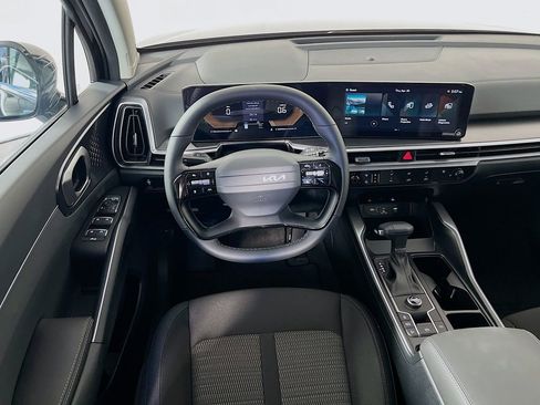 New 2026 Kia Sorento LX FWD image 18