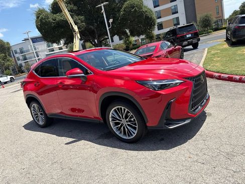 Certified 2025 Lexus NX 350 AWD w/ Premium Package image 7