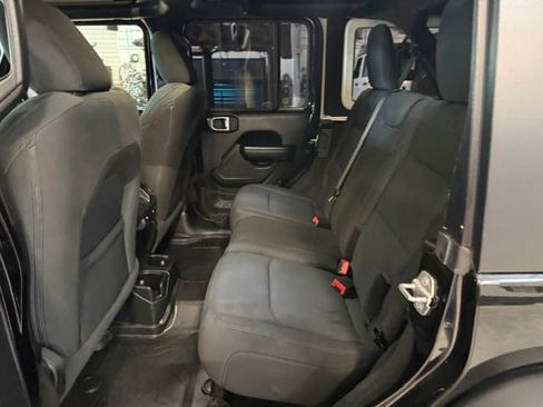 Used 2021 Jeep Wrangler Unlimited Sport w/ Cold Weather Group AWD/4WD image 38