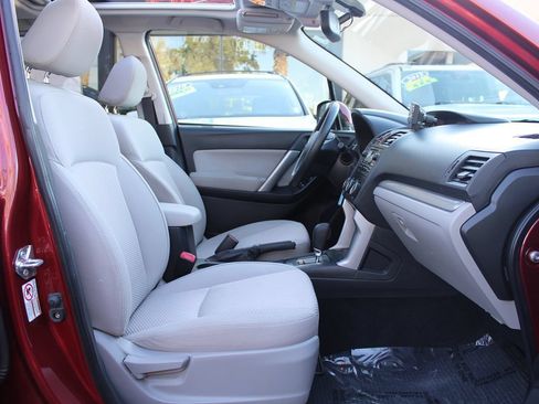 Used 2015 Subaru Forester 2.5i Premium AWD/4WD image 20