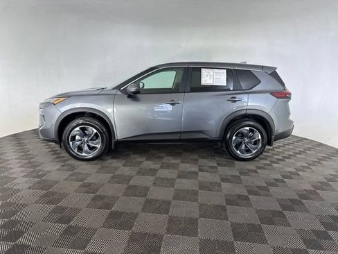 Certified 2026 Nissan Rogue SV w/ Cold Weather Package AWD/4WD image 8