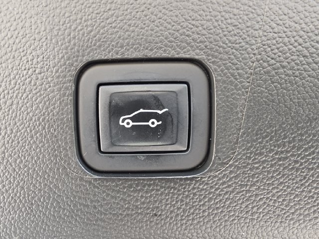 Certified 2022 Chevrolet Traverse LT FWD image 6