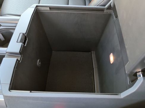 New 2026 Ford F250 Lariat image 36