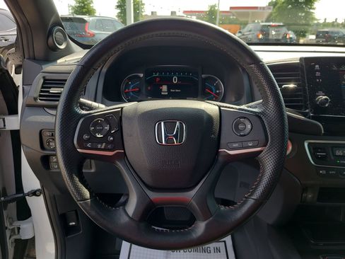 Certified 2022 Honda Pilot TrailSport image 31