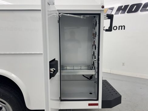 New 2026 Chevrolet Express 3500 w/ Power Convenience Package image 24