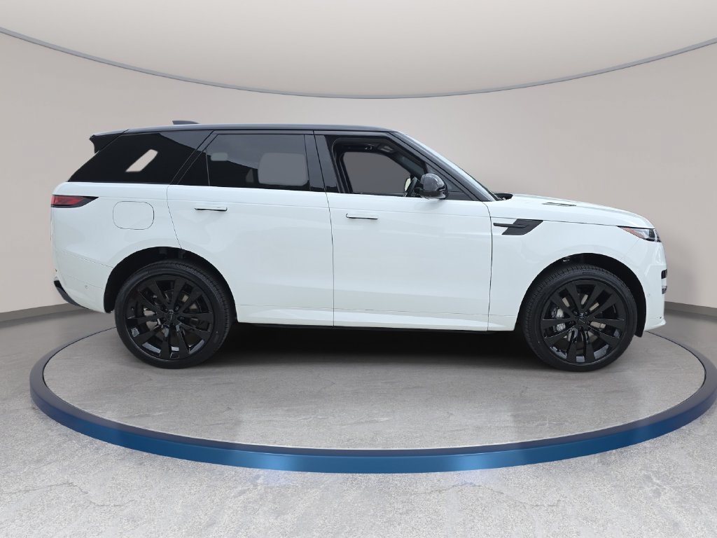 New 2027 Land Rover Range Rover Sport Dynamic SE AWD/4WD image 4