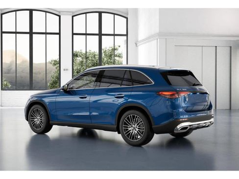 Certified 2026 Mercedes-Benz GLC 300 image 29