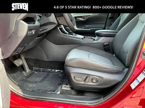 Used 2020 Toyota RAV4 XLE w/ Carpet Mat Package AWD/4WD image 43