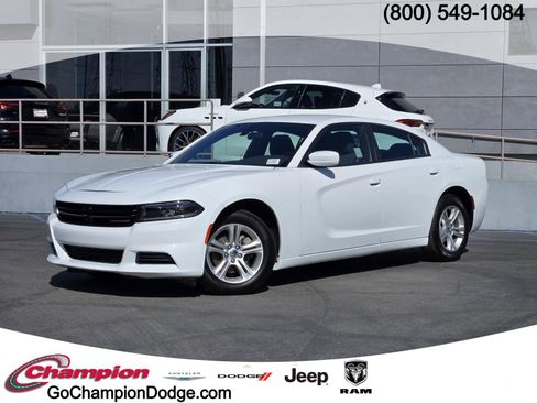 Used 2022 Dodge Charger SXT RWD image 1