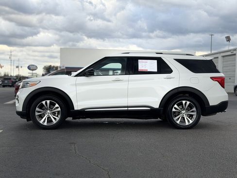 Used 2020 Ford Explorer Platinum w/ Premium Technology Package image 7