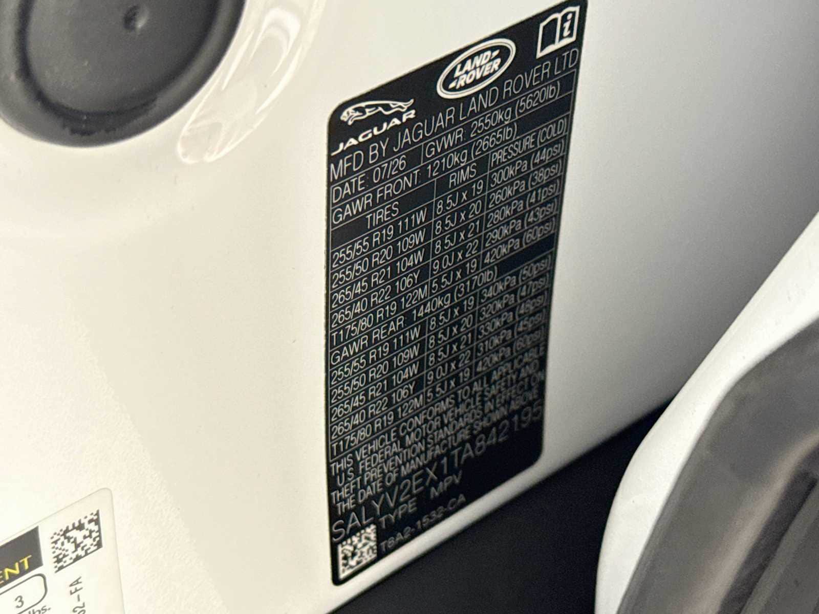 New 2026 Land Rover Range Rover Velar Belgravia AWD/4WD image 31