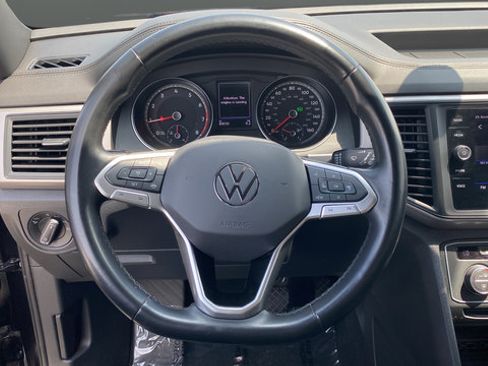 Used 2020 Volkswagen Atlas Cross Sport SE AWD/4WD image 16