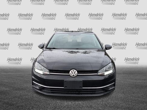 Used 2019 Volkswagen Golf S image 3