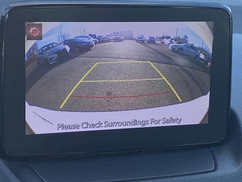 Used 2019 Toyota Yaris LE image 15